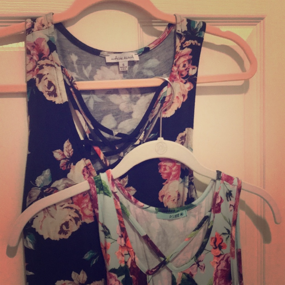 💐 Bundle - Floral Print Tanks